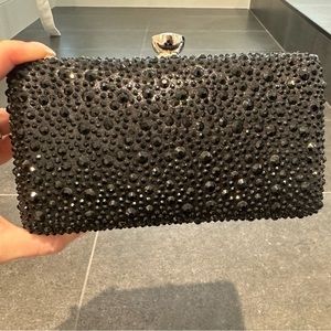Black clutch